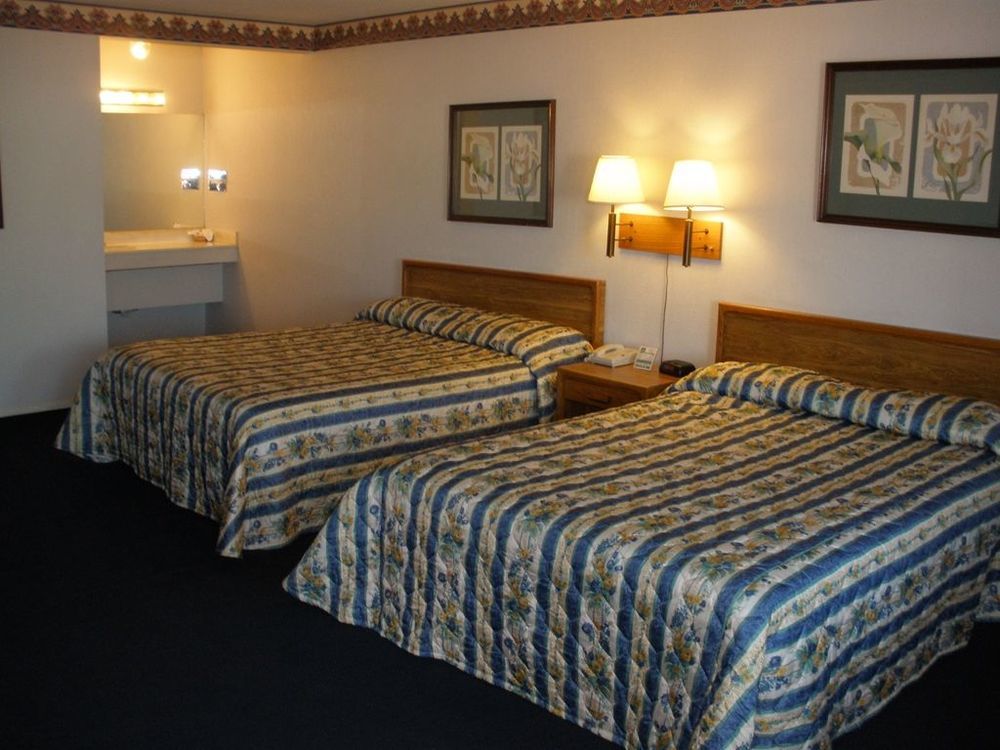 Garden Inn And Suites Glendora Quarto foto