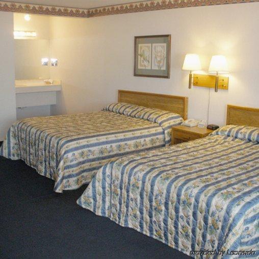 Garden Inn And Suites Glendora Quarto foto