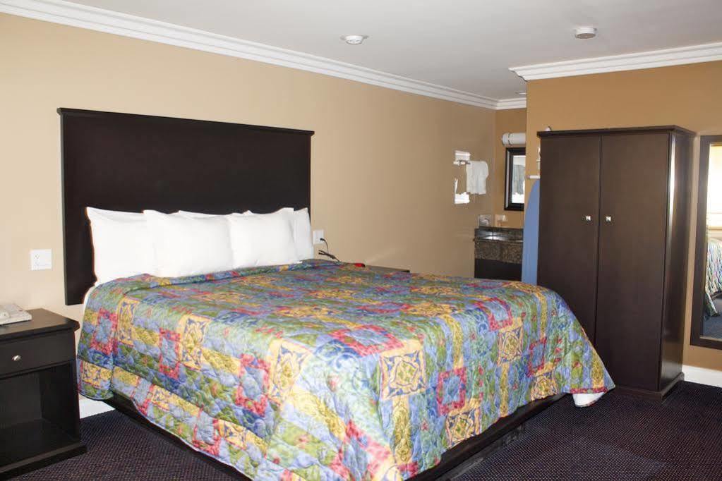 Garden Inn And Suites Glendora Exterior foto
